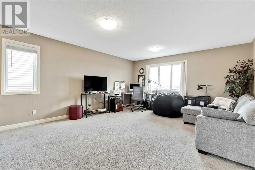 151 Cimarron Vista Crescent