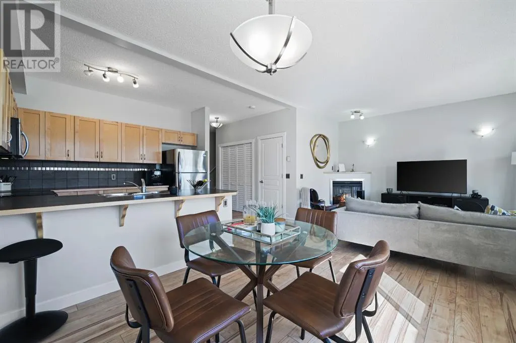 2205, 211 Aspen Stone Boulevard SW