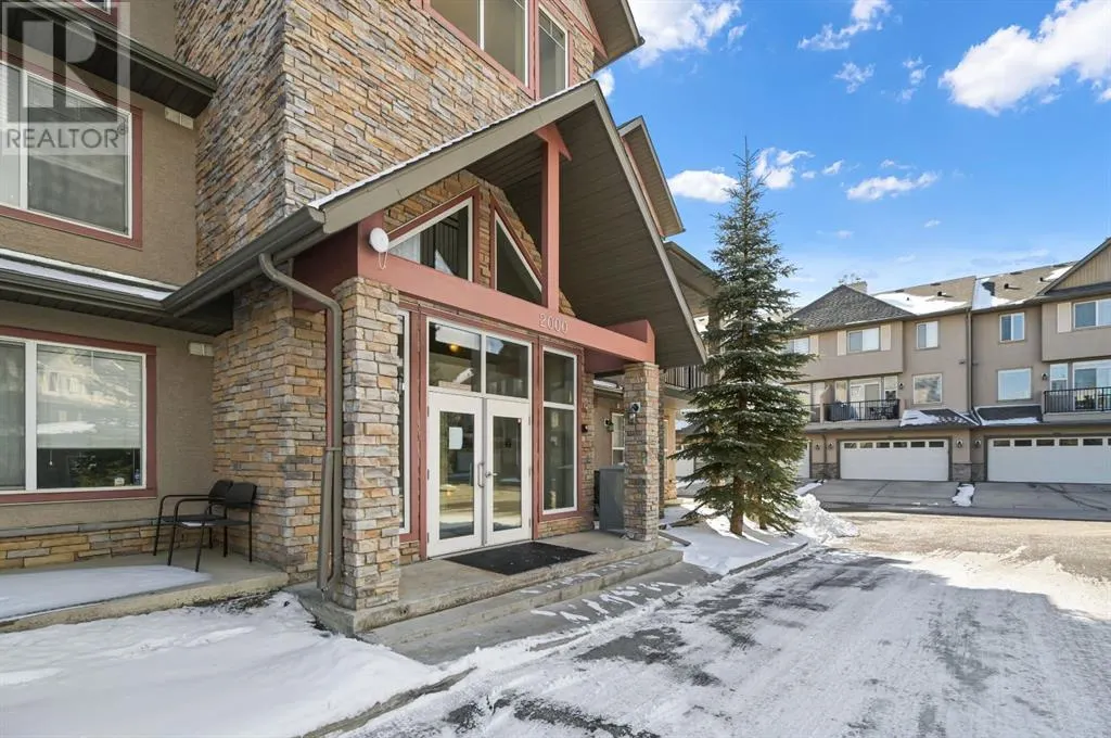2205, 211 Aspen Stone Boulevard SW