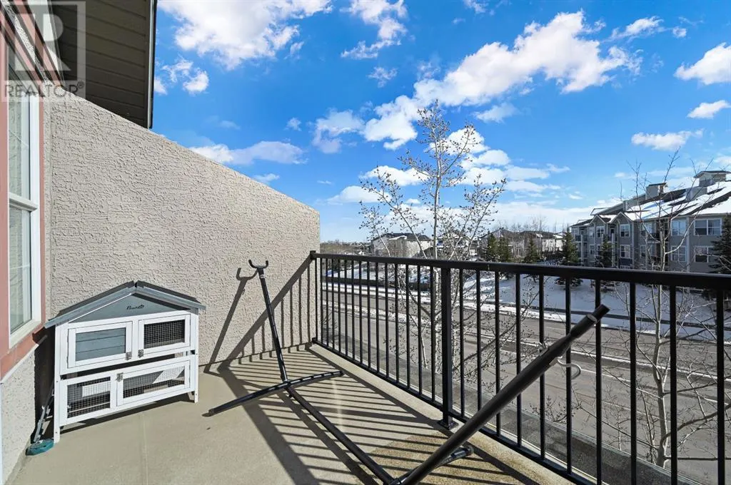 2205, 211 Aspen Stone Boulevard SW