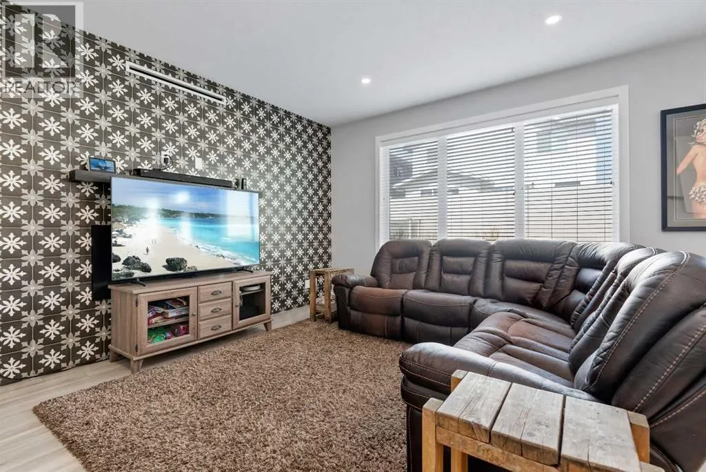 40 Ellington Crescent