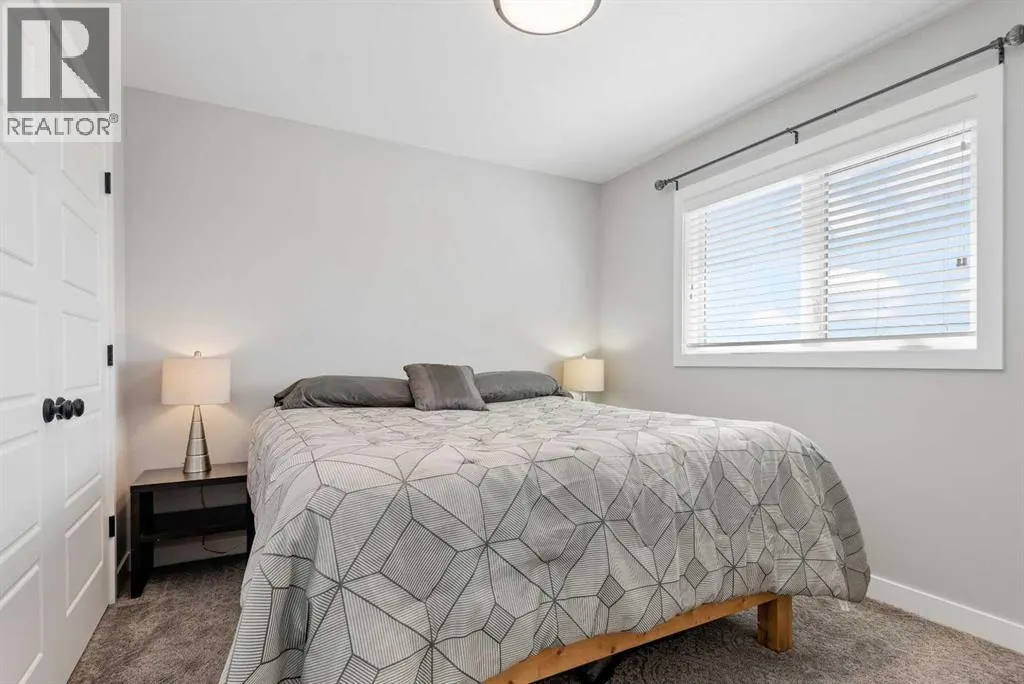 40 Ellington Crescent