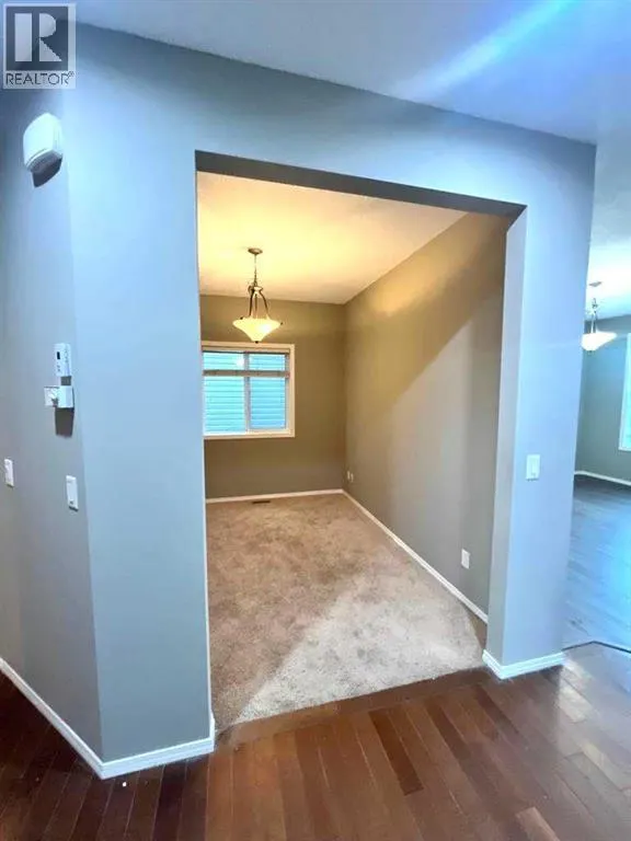 196 Cranberry Circle SE