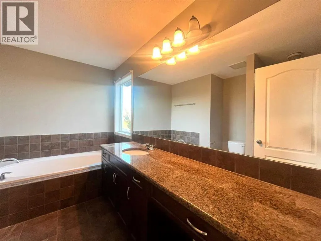 196 Cranberry Circle SE