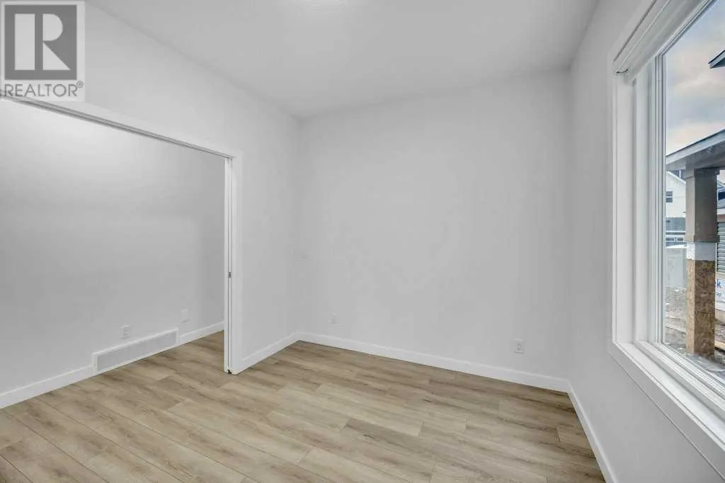 1098 Midtown Avenue SW