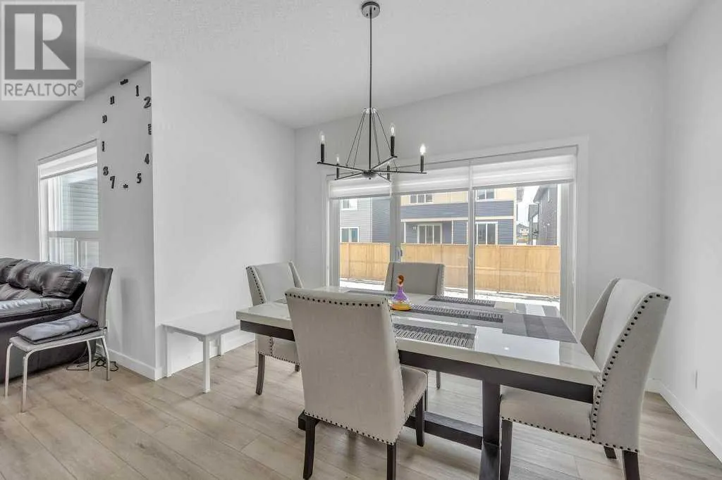 1098 Midtown Avenue SW
