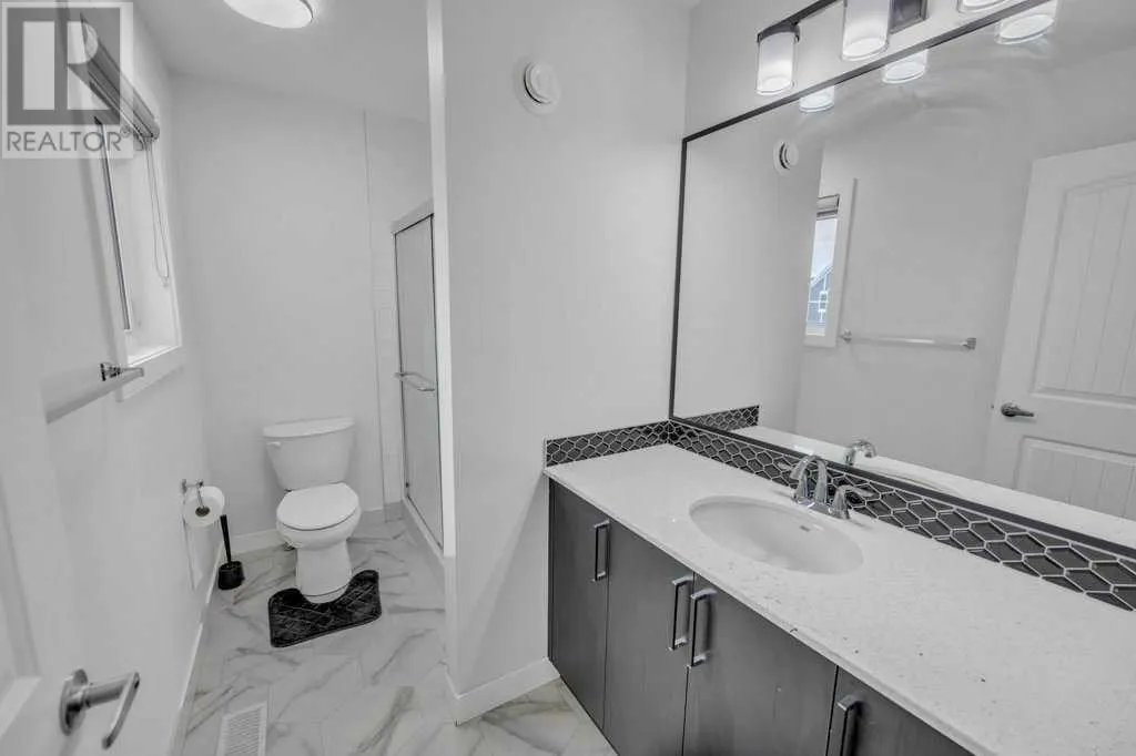 1098 Midtown Avenue SW
