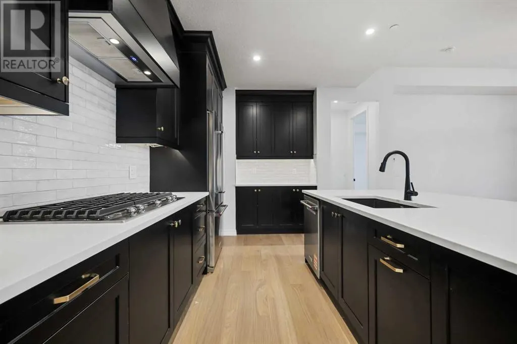 301, 130 Marina Cove SE