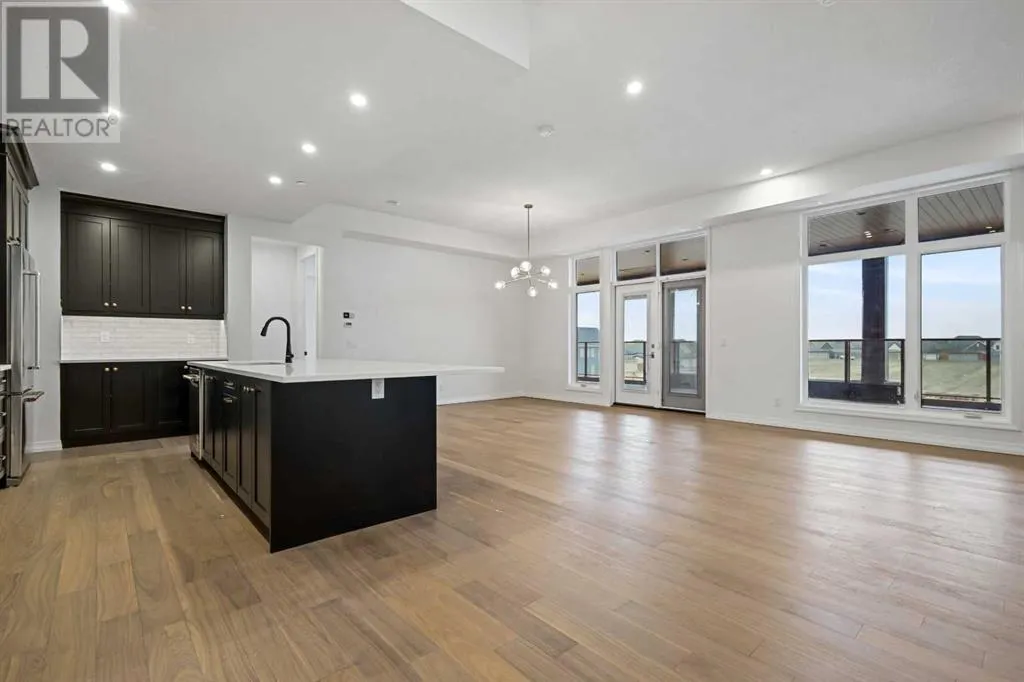 301, 130 Marina Cove SE