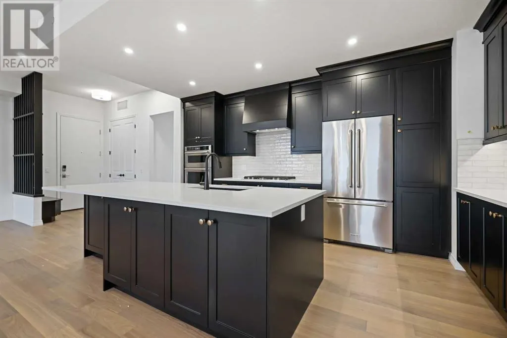 301, 130 Marina Cove SE