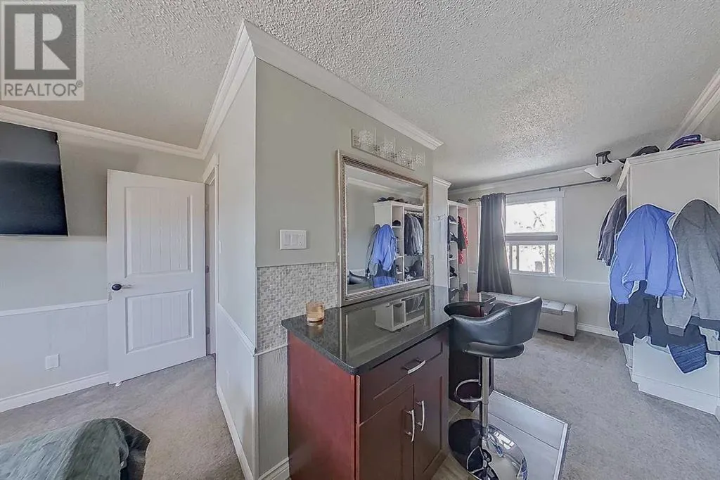 4 Peden Crescent