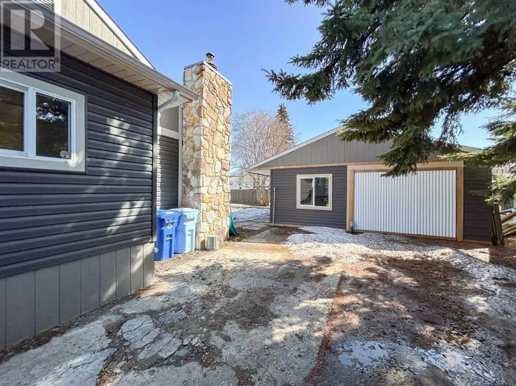 4 Peden Crescent