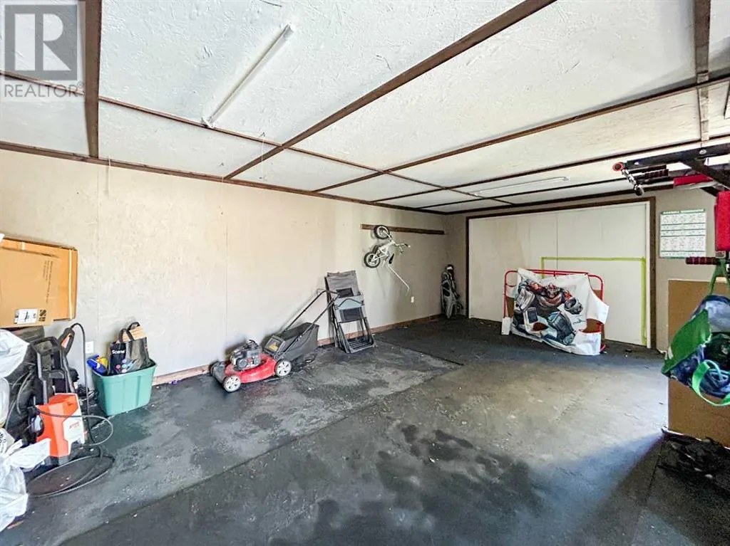 4 Peden Crescent