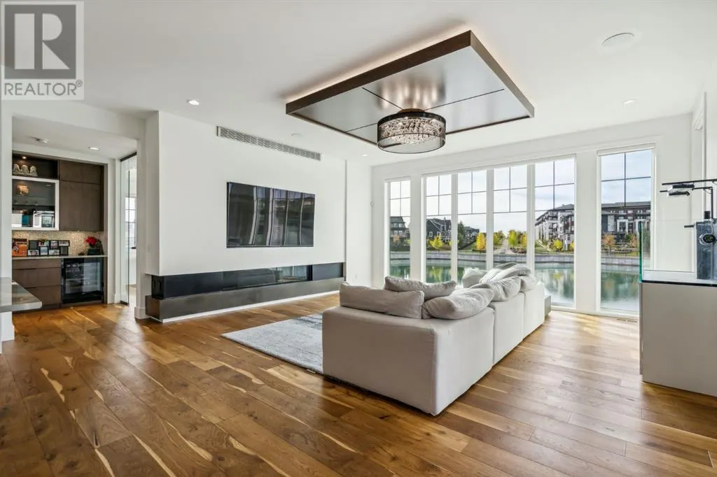55 Mahogany Island SE