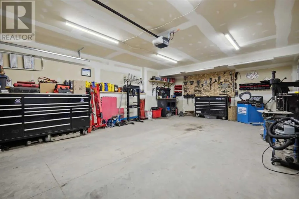 1001, 32 Horseshoe Crescent