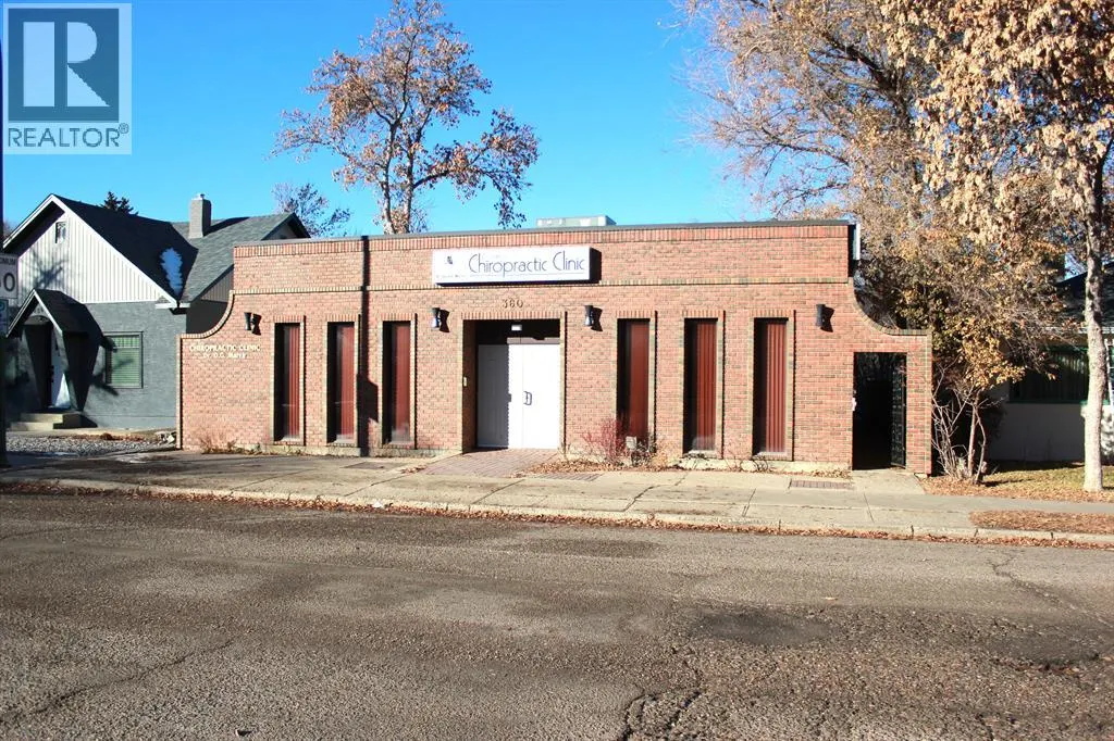 360 2 Street SE