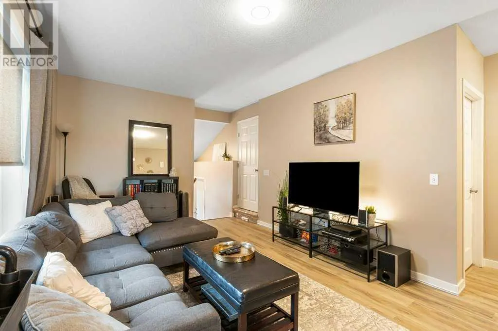 1183 Kildeer Close