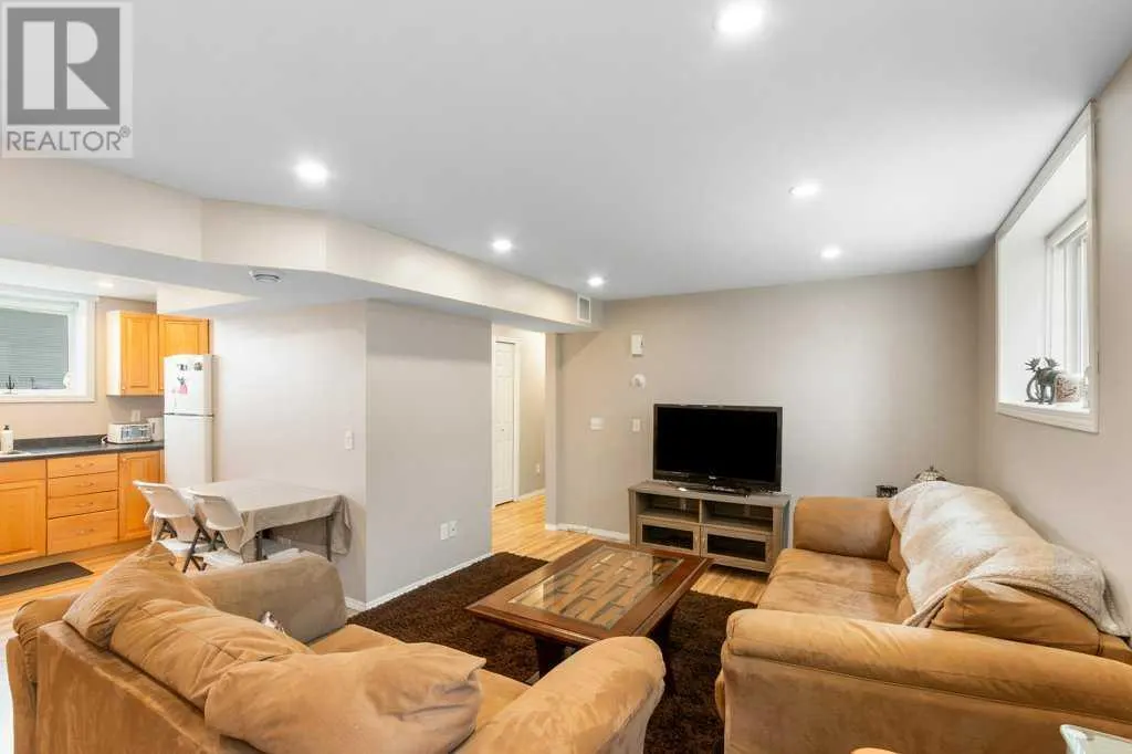 1183 Kildeer Close
