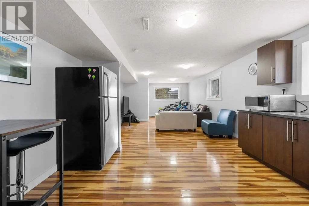 3719 Centre A Street NE