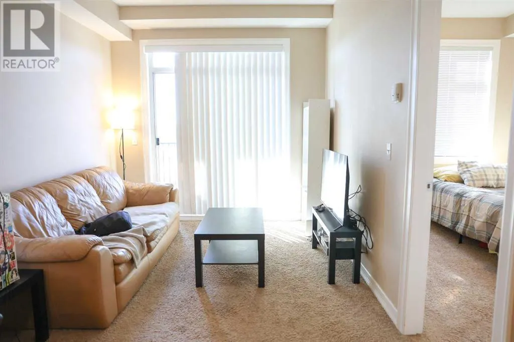312, 117 Copperpond Common SE