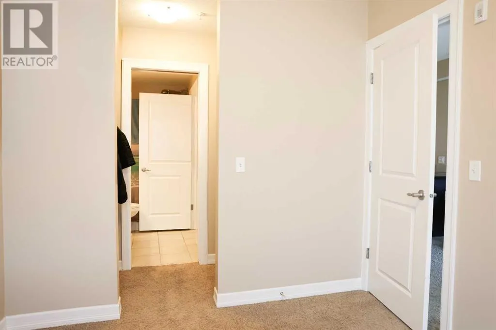 312, 117 Copperpond Common SE