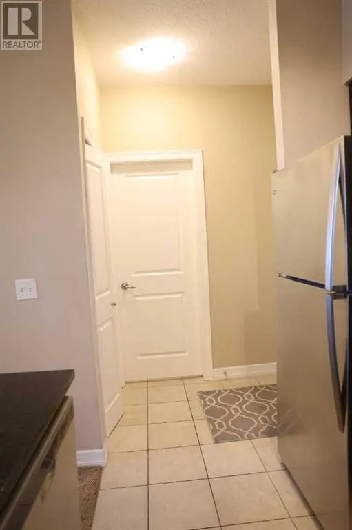 312, 117 Copperpond Common SE