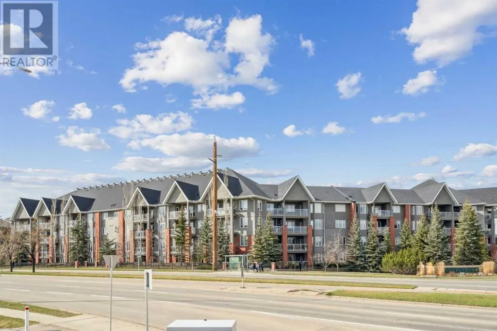 108, 15 Everstone Drive SW