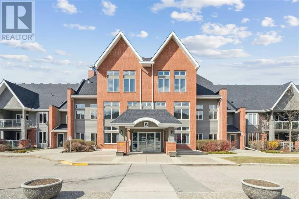 108, 15 Everstone Drive SW