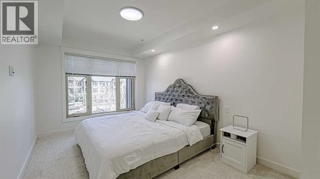 122, 15 Aspenmont Heights SW