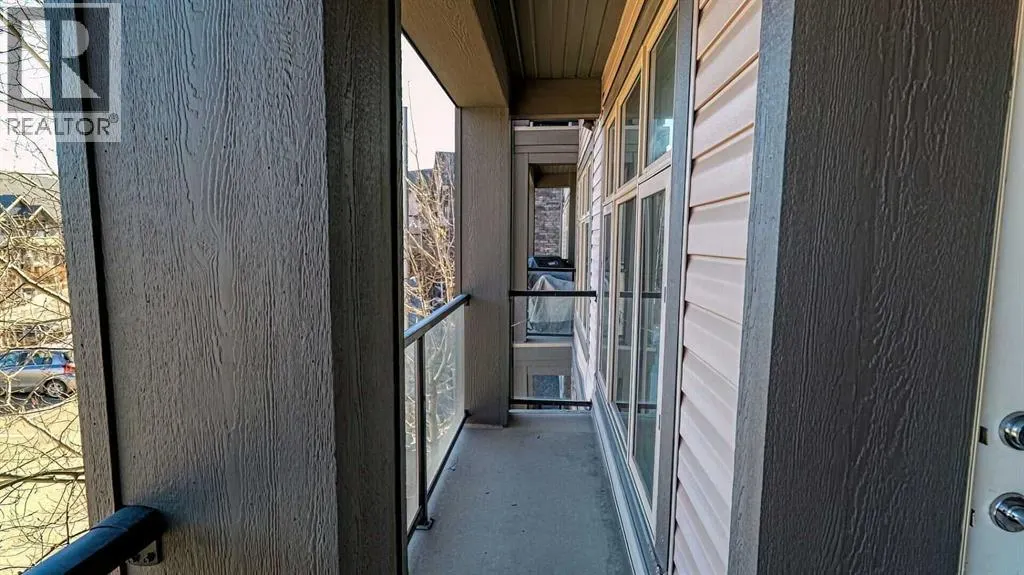 122, 15 Aspenmont Heights SW