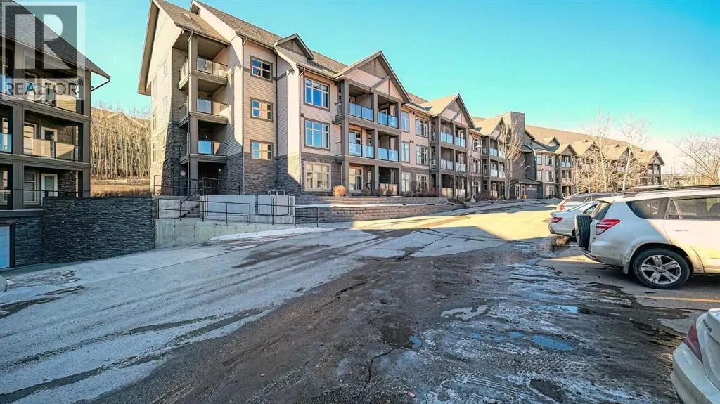 122, 15 Aspenmont Heights SW
