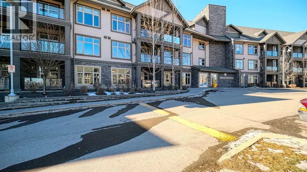 122, 15 Aspenmont Heights SW