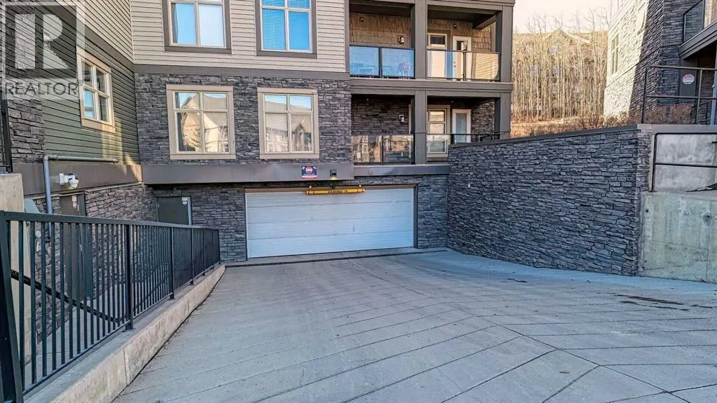 122, 15 Aspenmont Heights SW