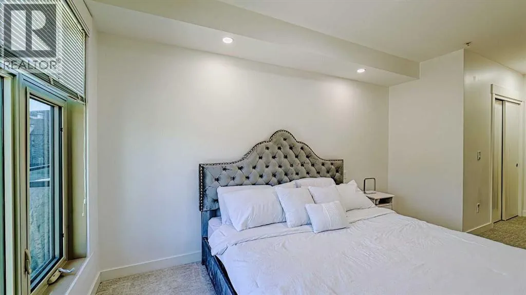 122, 15 Aspenmont Heights SW