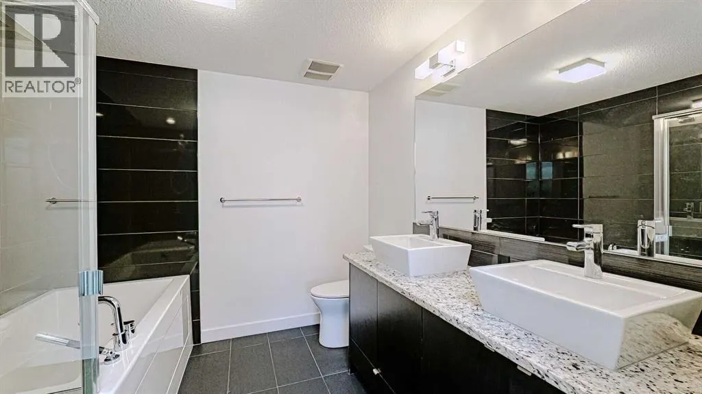 122, 15 Aspenmont Heights SW