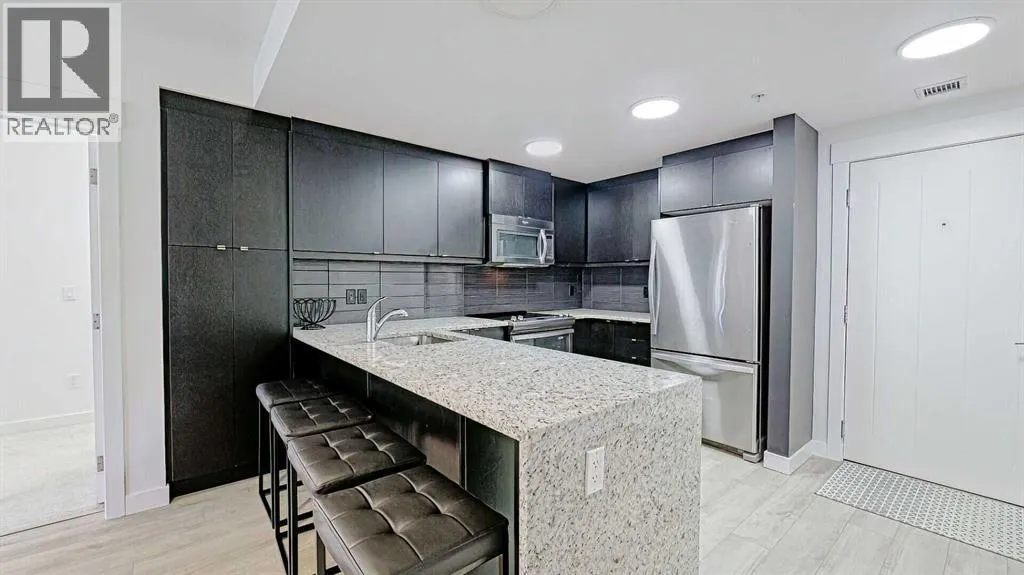 122, 15 Aspenmont Heights SW