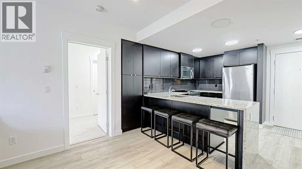 122, 15 Aspenmont Heights SW