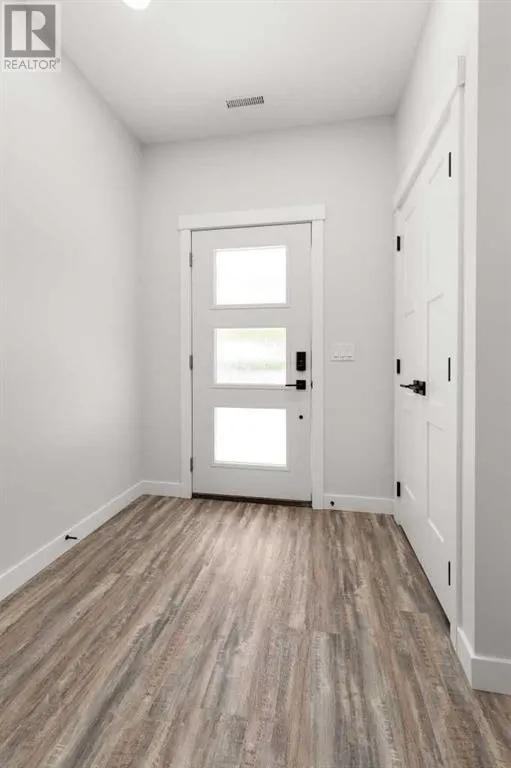 14 1 Street SW
