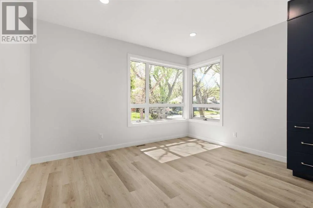 14 1 Street SW
