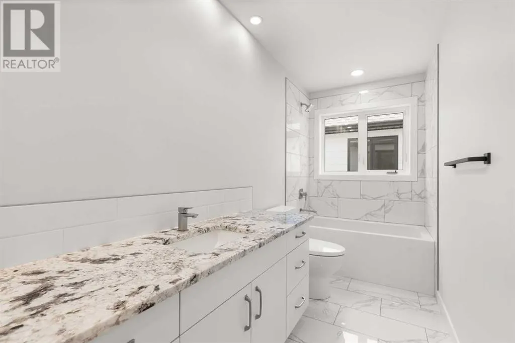 14 1 Street SW