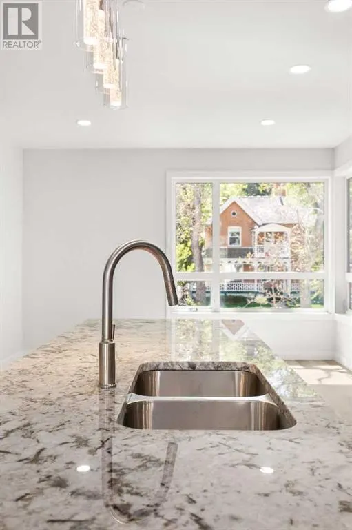 14 1 Street SW