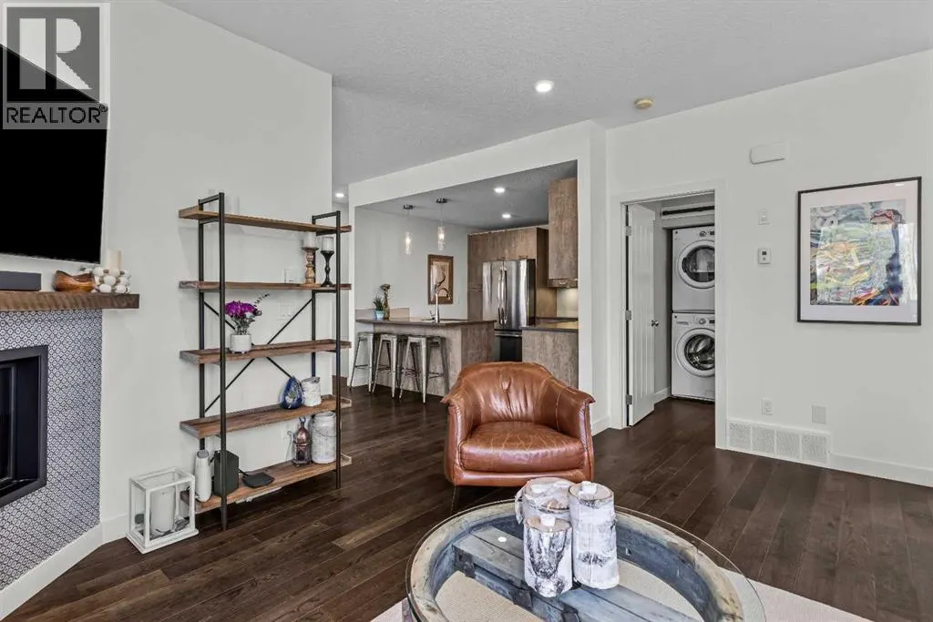 302, 102 Stewart Creek Rise