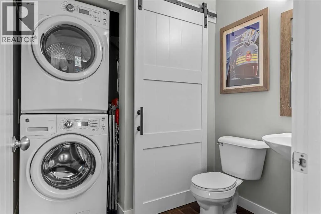 302, 102 Stewart Creek Rise