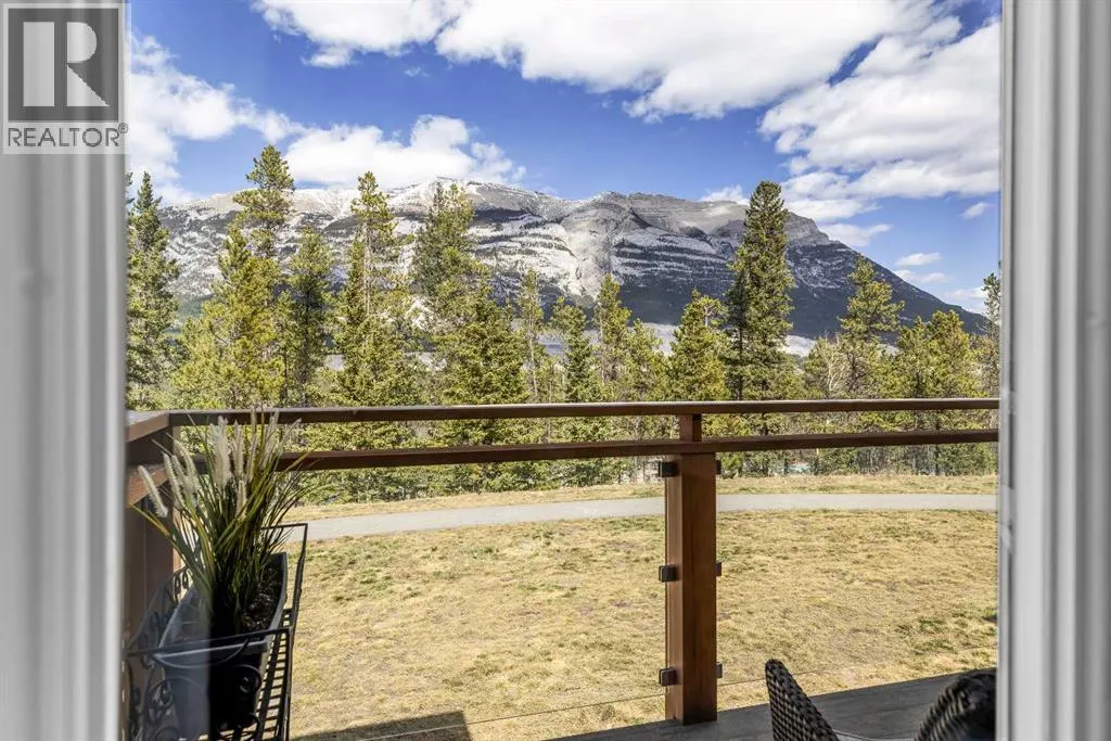 302, 102 Stewart Creek Rise