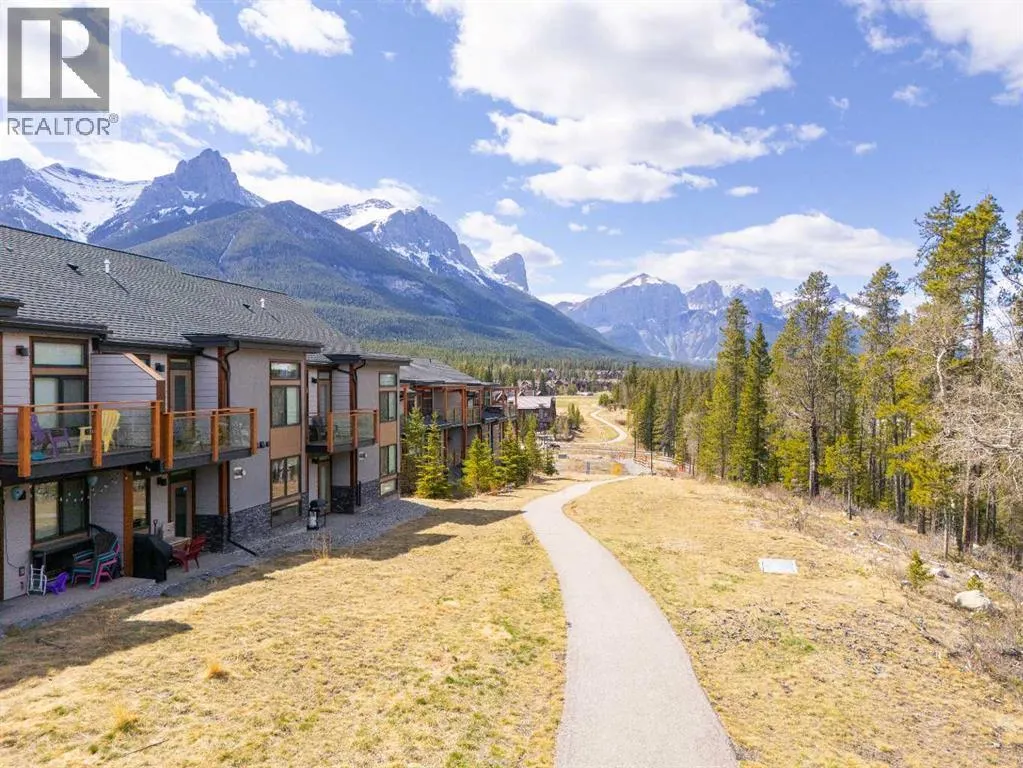 302, 102 Stewart Creek Rise