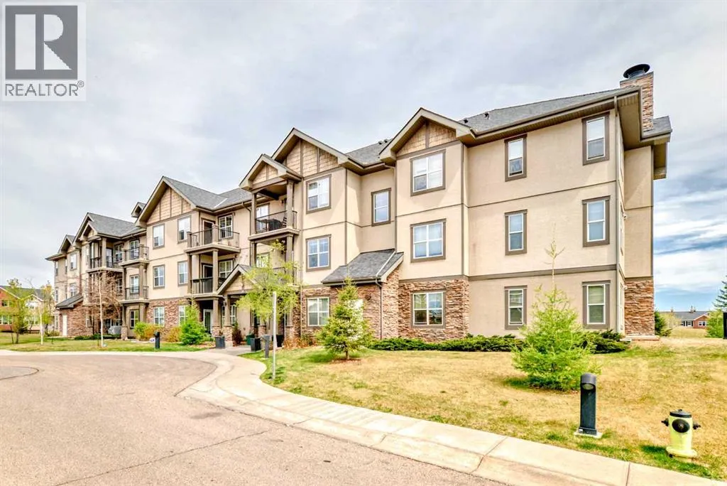 208, 25 Prestwick Drive SE