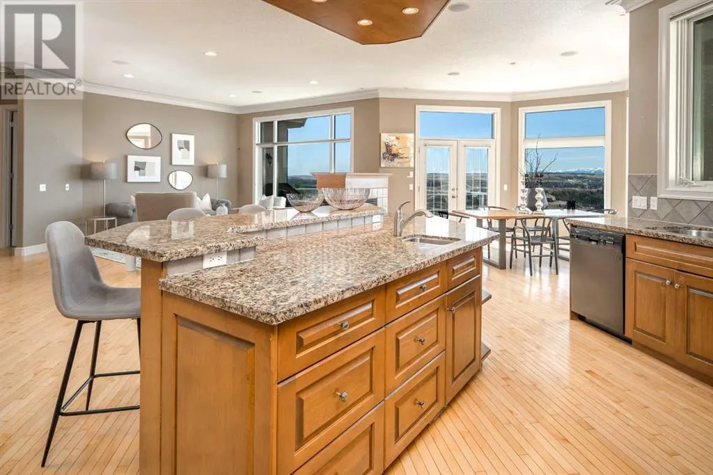 120 Gleneagles Landing