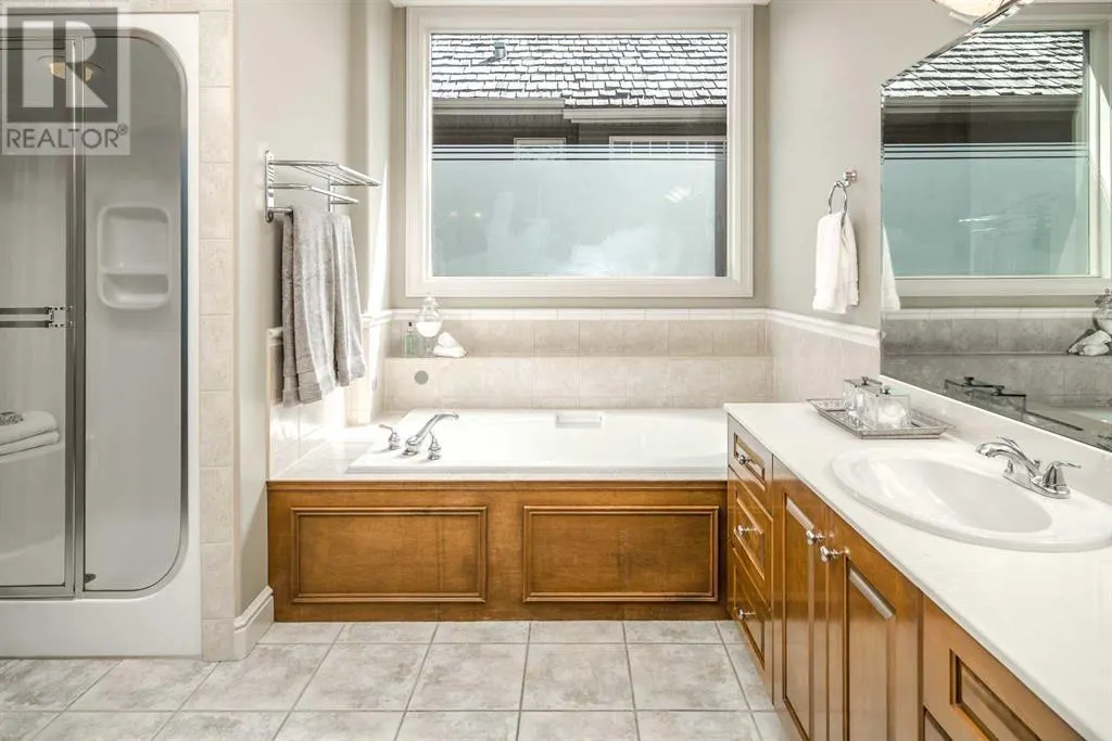 120 Gleneagles Landing