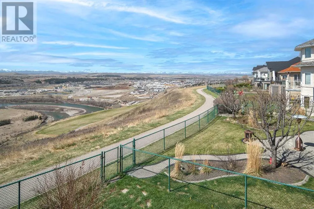 120 Gleneagles Landing