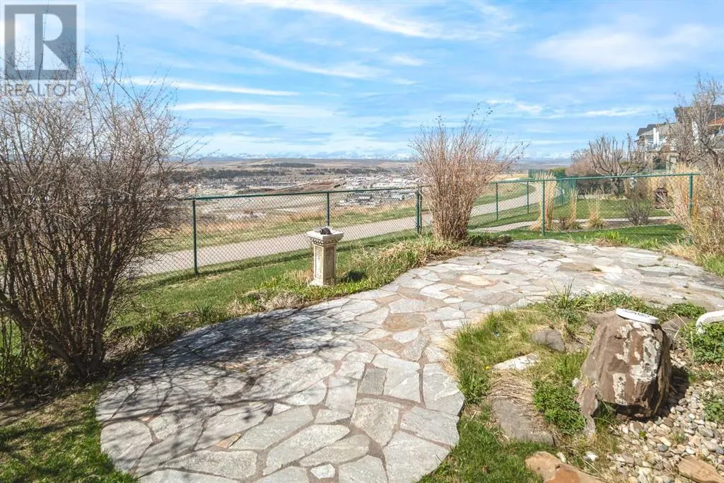 120 Gleneagles Landing